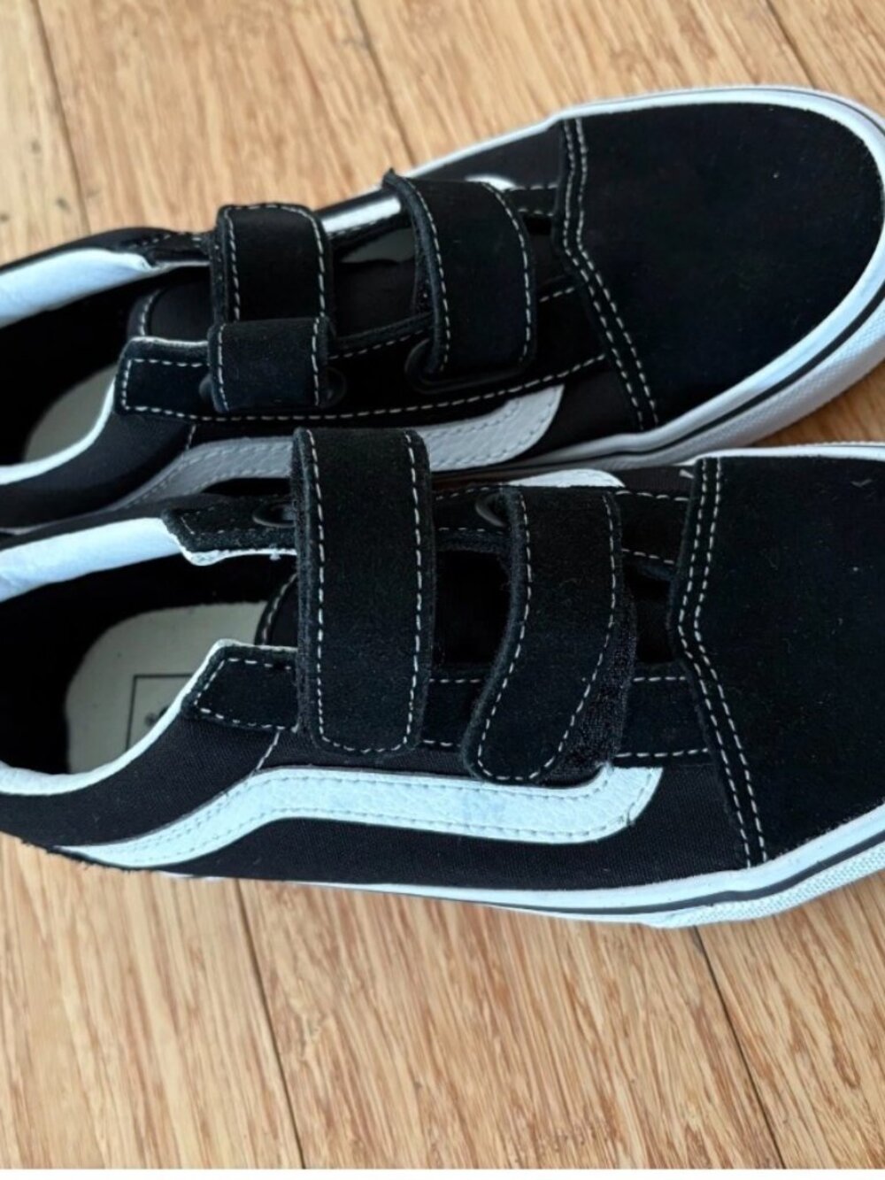 VANS Old Skool Black & True White Big Kids Shoes Size 3